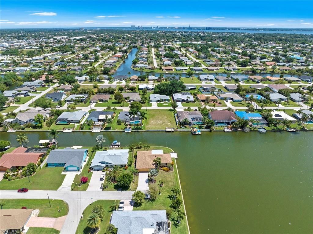 Image 50 of property listing at 219 SE 19th CT, Cape Coral, FL 33990