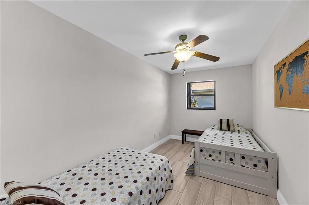 Image 8 of property listing at 219 SE 19th CT, Cape Coral, FL 33990