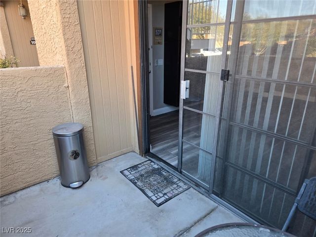 5154 South JONES Boulevard 102, Las Vegas, NV 89118