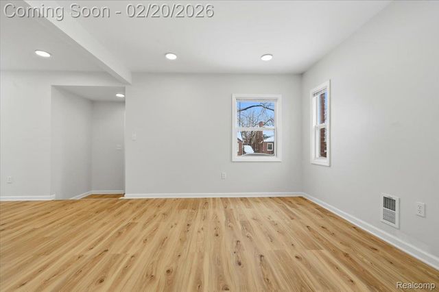 16863 Tracey Street, Detroit, MI 48235