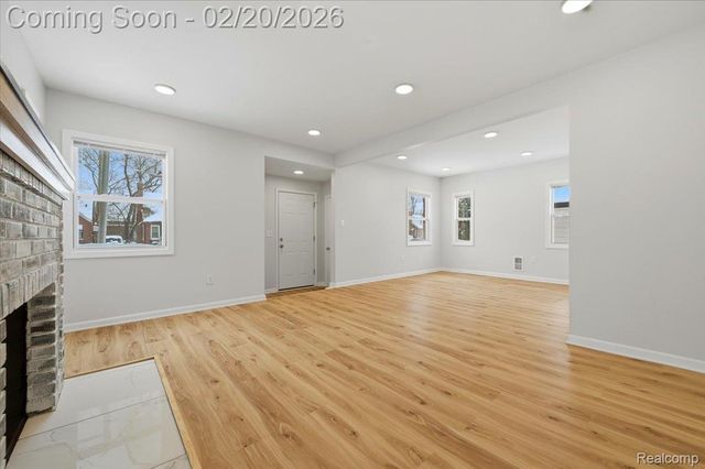 16863 Tracey Street, Detroit, MI 48235