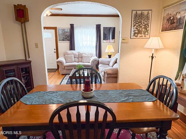 2849 Latonia Boulevard, Toledo, OH 43606