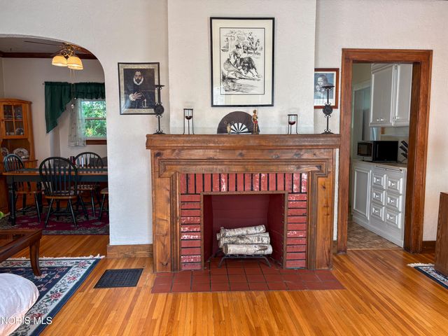 2849 Latonia Boulevard, Toledo, OH 43606