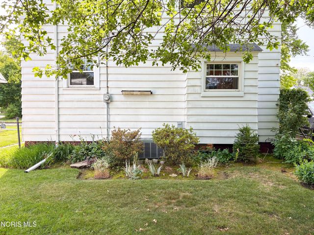 2849 Latonia Boulevard, Toledo, OH 43606