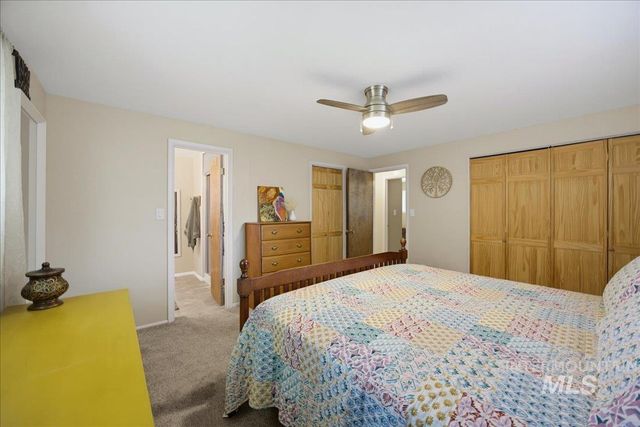 5300 N Warrington Dr., Boise, ID 83704
