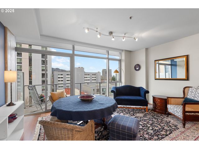 1221 Sw 10TH Ave 809, Portland, OR 97205