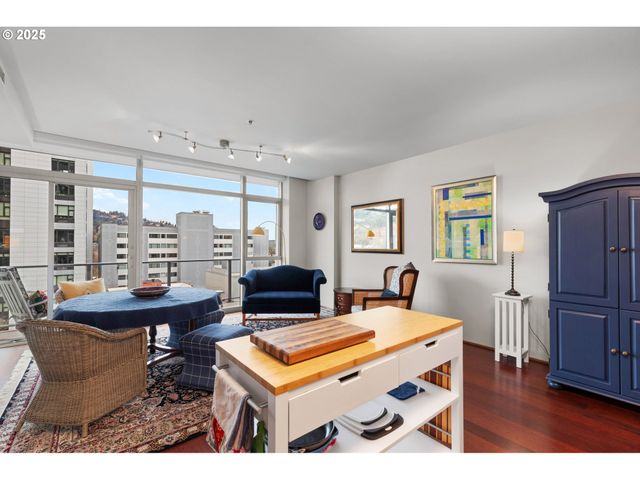 1221 Sw 10TH Ave 809, Portland, OR 97205