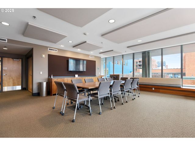 1221 Sw 10TH Ave 809, Portland, OR 97205