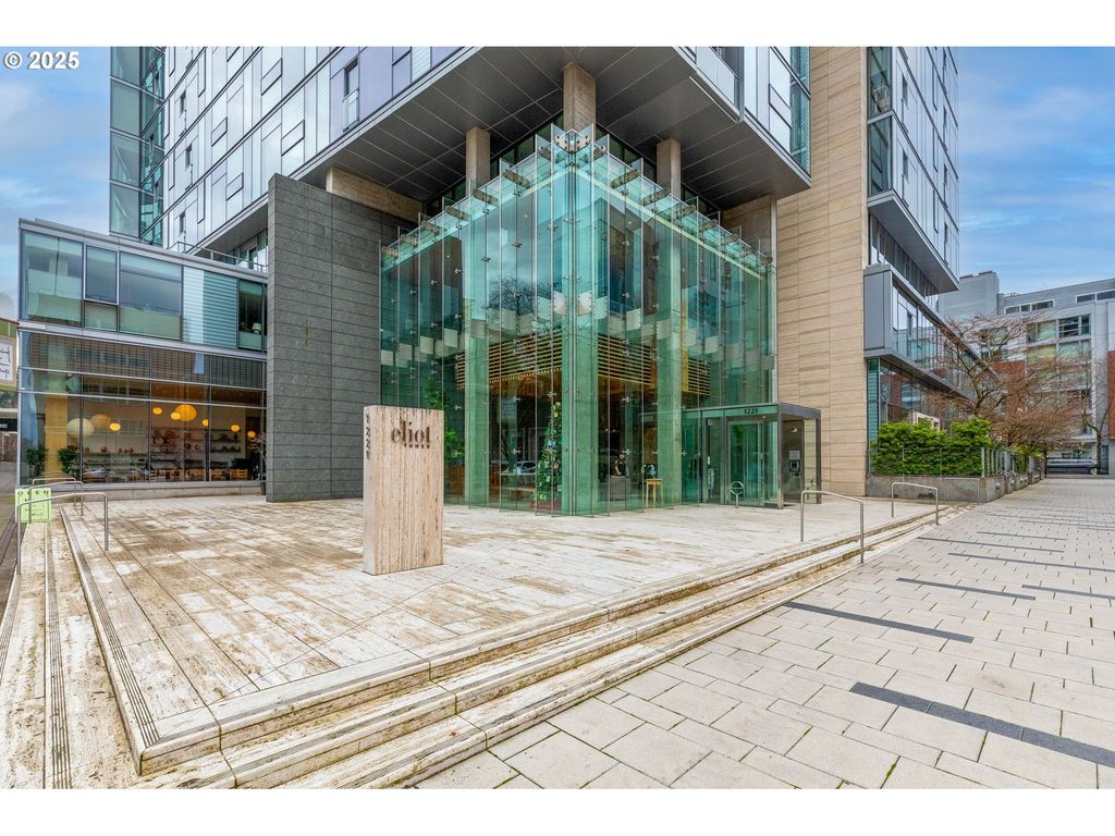 1221 Sw 10TH Ave 809, Portland, OR 97205