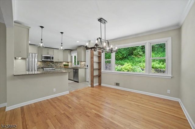 7 Molly Stark Dr, Morris Twp., NJ 07960