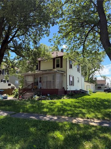 6247 Cole St, Williamson, NY 14589