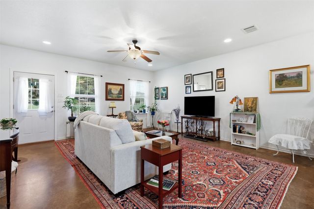 5770 W Highway 199, Springtown, TX 76082