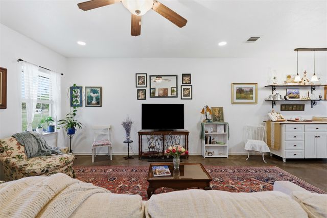 5770 W Highway 199, Springtown, TX 76082