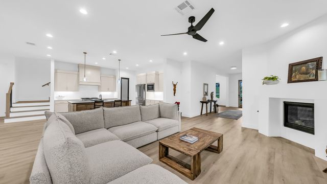 141 Lakeside Drive, Lipan, TX 76462