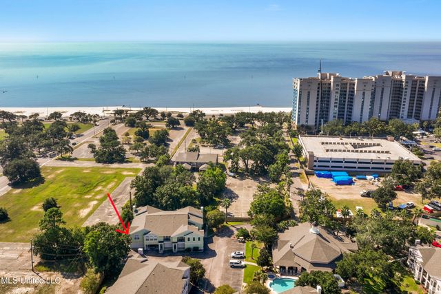 2252 Beach Drive, 205, Gulfport, MS 39507