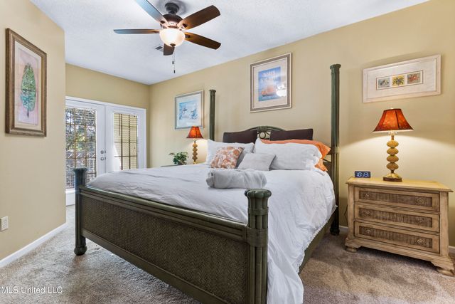 2252 Beach Drive, 205, Gulfport, MS 39507