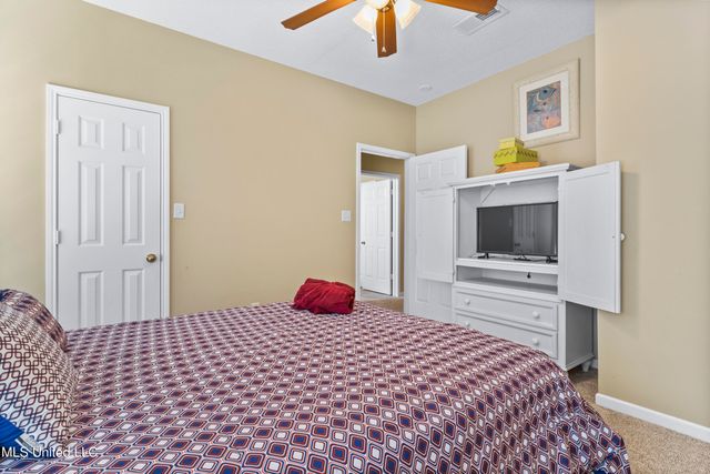 2252 Beach Drive, 205, Gulfport, MS 39507