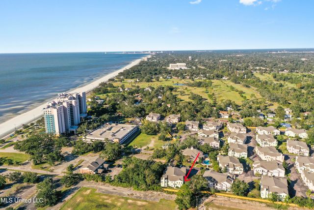 2252 Beach Drive, 205, Gulfport, MS 39507