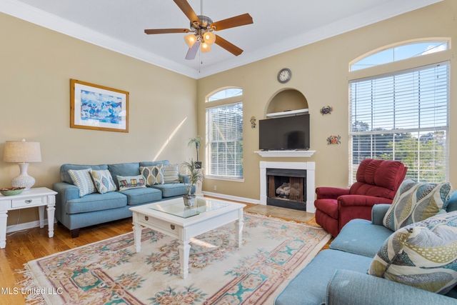 2252 Beach Drive, 205, Gulfport, MS 39507