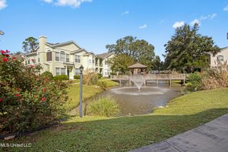 2252 Beach Drive, 205, Gulfport, MS 39507