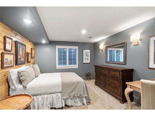 2566 S Clayton St, Denver, CO 80210