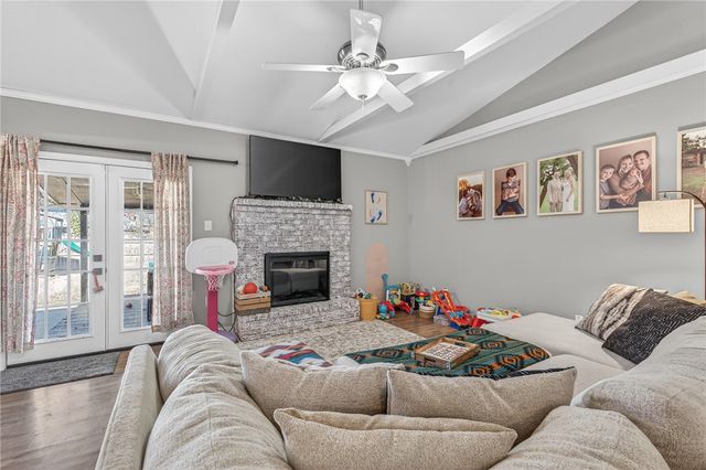 10019 Meandering Way, Fort Smith, AR 72903