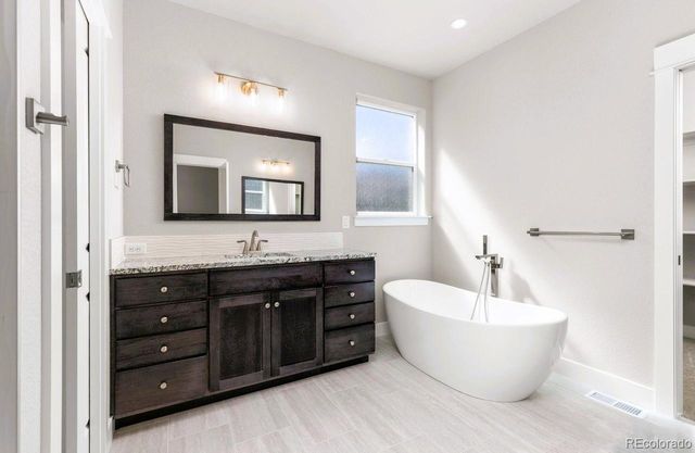 1 Annie Lane, Keenesburg, CO 80643