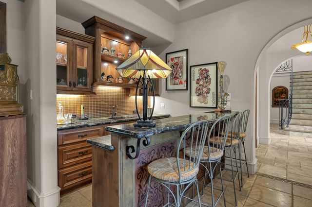 79 N Gary Glen Circle, The Woodlands, TX 77382