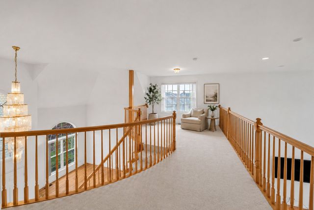 523 W Ruhl Road W, Palatine, IL 60074