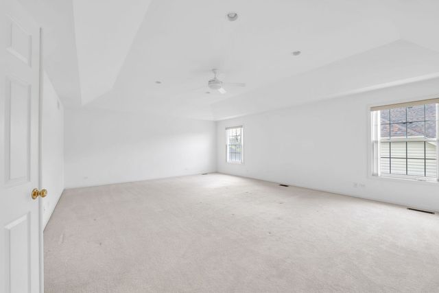 523 W Ruhl Road W, Palatine, IL 60074