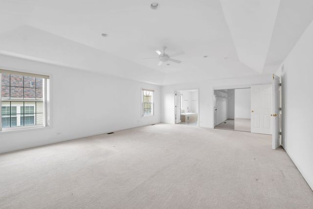 523 W Ruhl Road W, Palatine, IL 60074