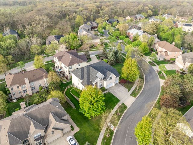 523 W Ruhl Road W, Palatine, IL 60074