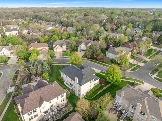 523 W Ruhl Road W, Palatine, IL 60074