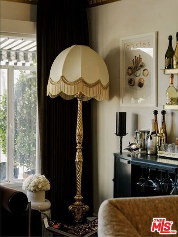 1219 Sunset Plaza Drive 3, West Hollywood, CA 90069