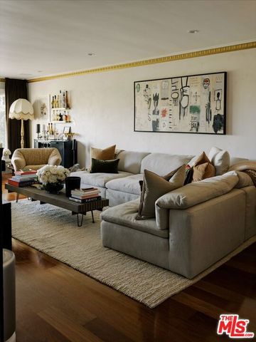 1219 Sunset Plaza Drive 3, West Hollywood, CA 90069