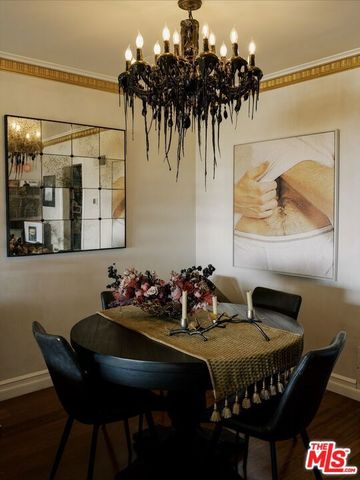 1219 Sunset Plaza Drive 3, West Hollywood, CA 90069