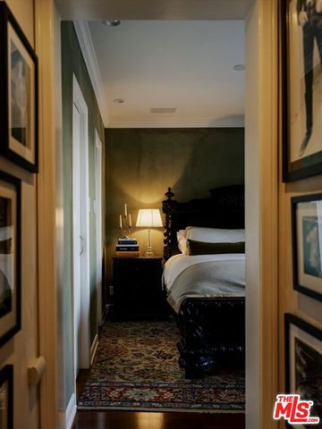 1219 Sunset Plaza Drive 3, West Hollywood, CA 90069