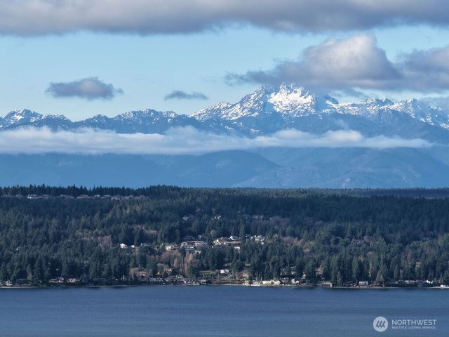 6190 Holland Road NW, Bremerton, WA 98311