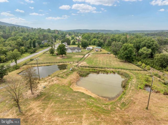 5616 STRASBURG RD, Strasburg, VA 22657