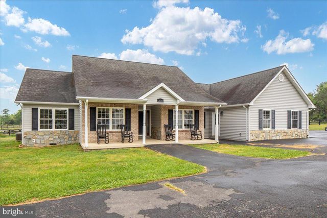 5616 STRASBURG RD, Strasburg, VA 22657