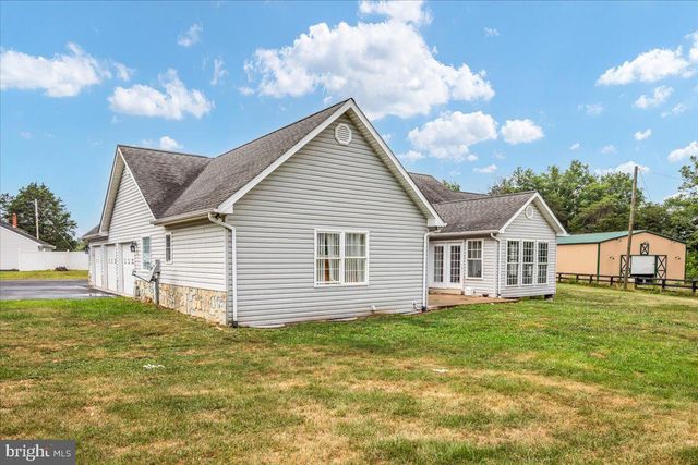5616 STRASBURG RD, Strasburg, VA 22657
