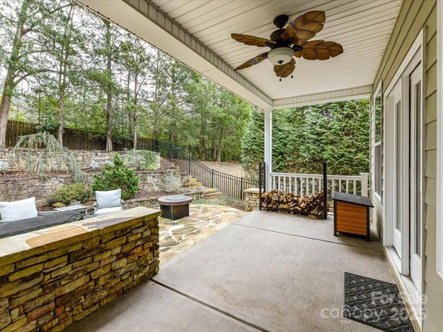 19914 Wooden Tee Drive, Davidson, NC 28036