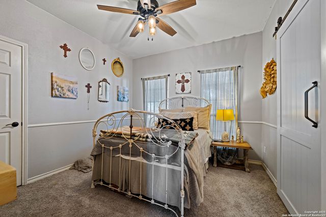 809 County Road 213, Mccoy, TX 78113