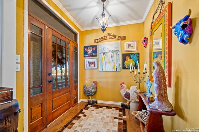 809 County Road 213, Mccoy, TX 78113