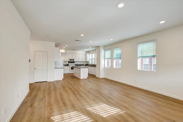 311 Mission Terrace Ave, San Marcos, CA 92069