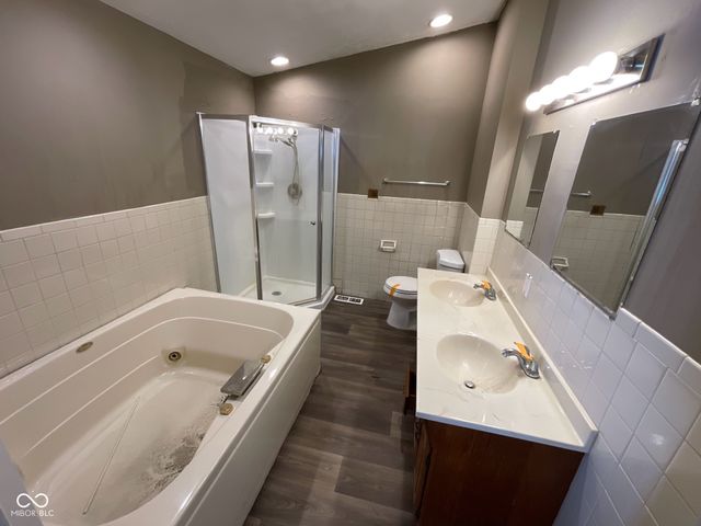 9101 E 13th Street, Indianapolis, IN 46229