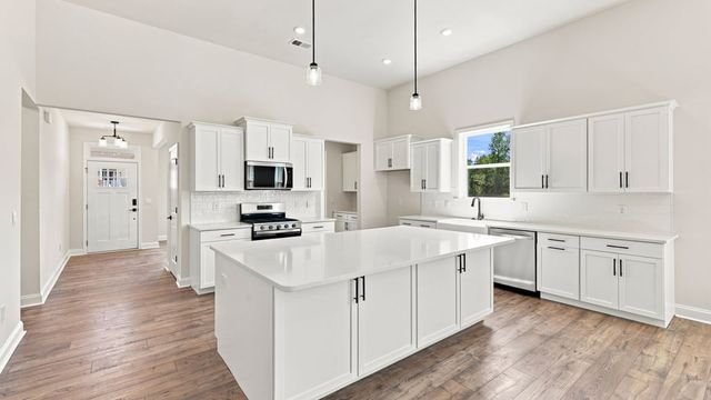 608 Hidden Creek Court, Seneca, SC 29678