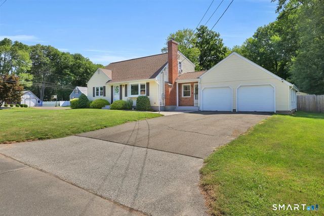 1 Lois Lane, Enfield, CT 06082