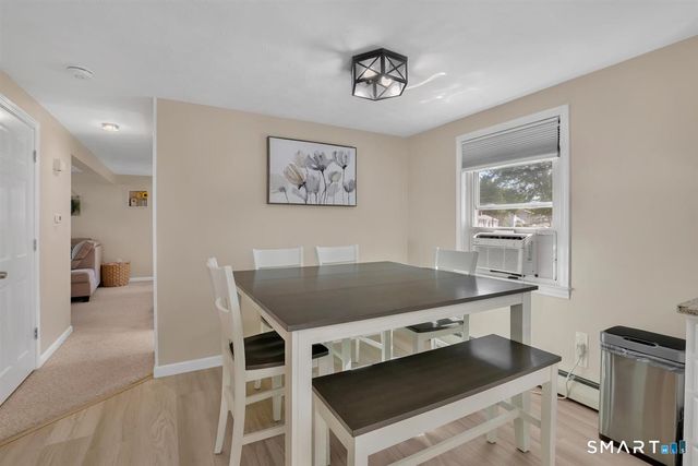 1 Lois Lane, Enfield, CT 06082