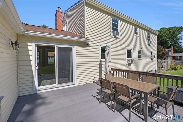 1 Lois Lane, Enfield, CT 06082